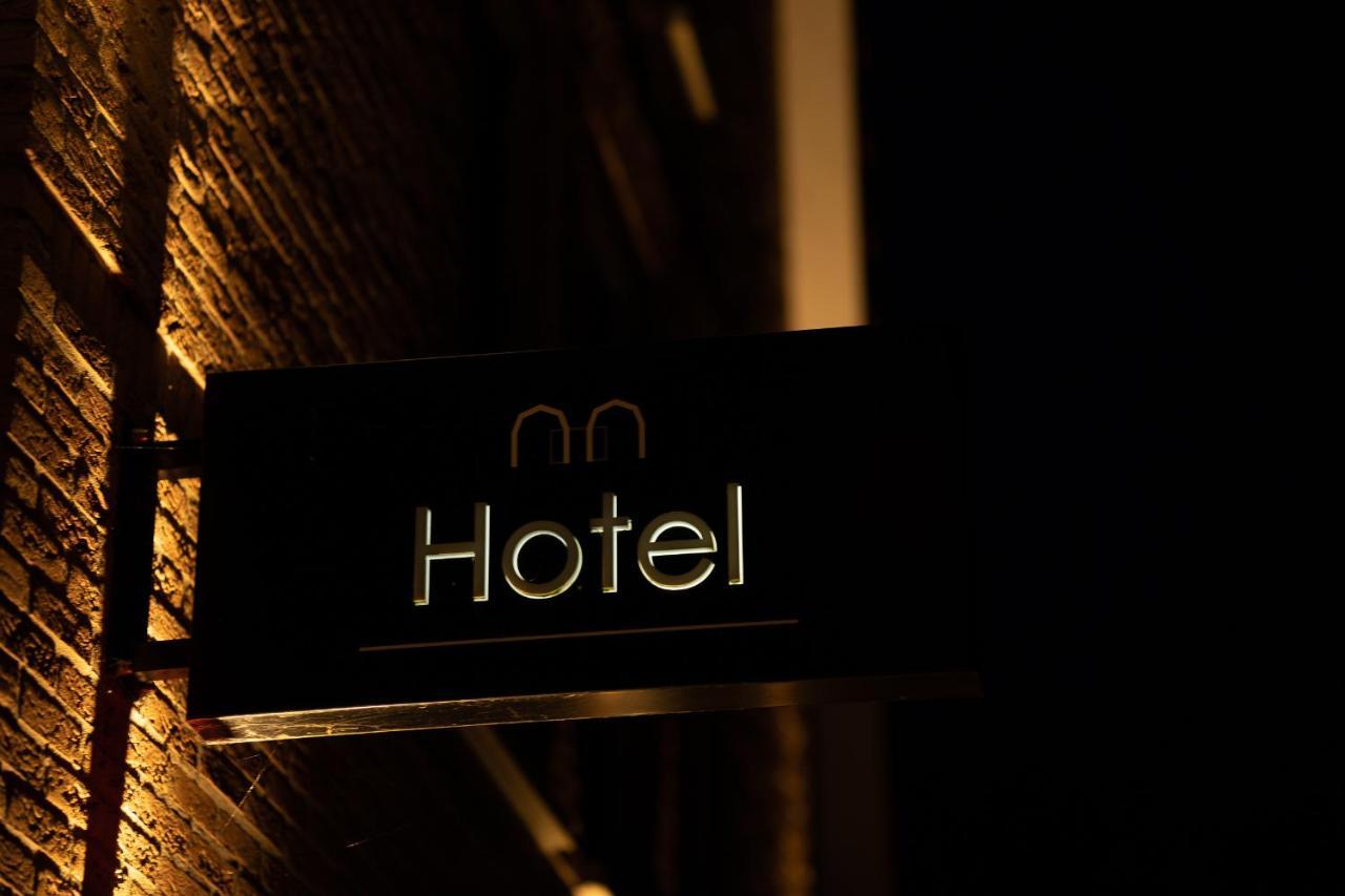 Hotel Restaurant Molenzicht Nes  Esterno foto